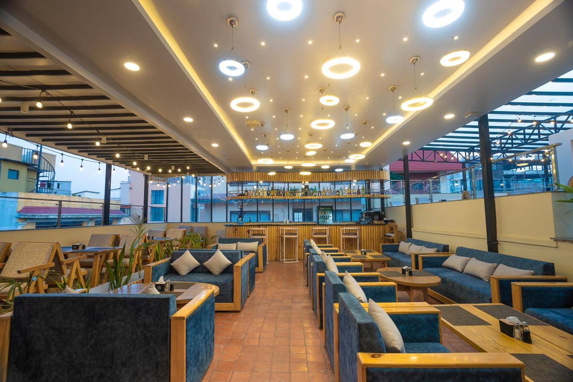 Kathmandu Business Hotel Exterior photo